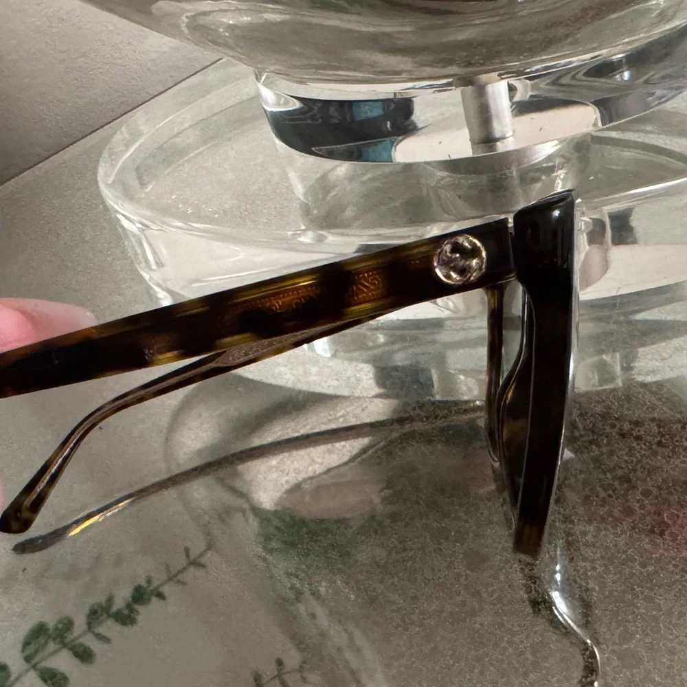 Gucci stylish black